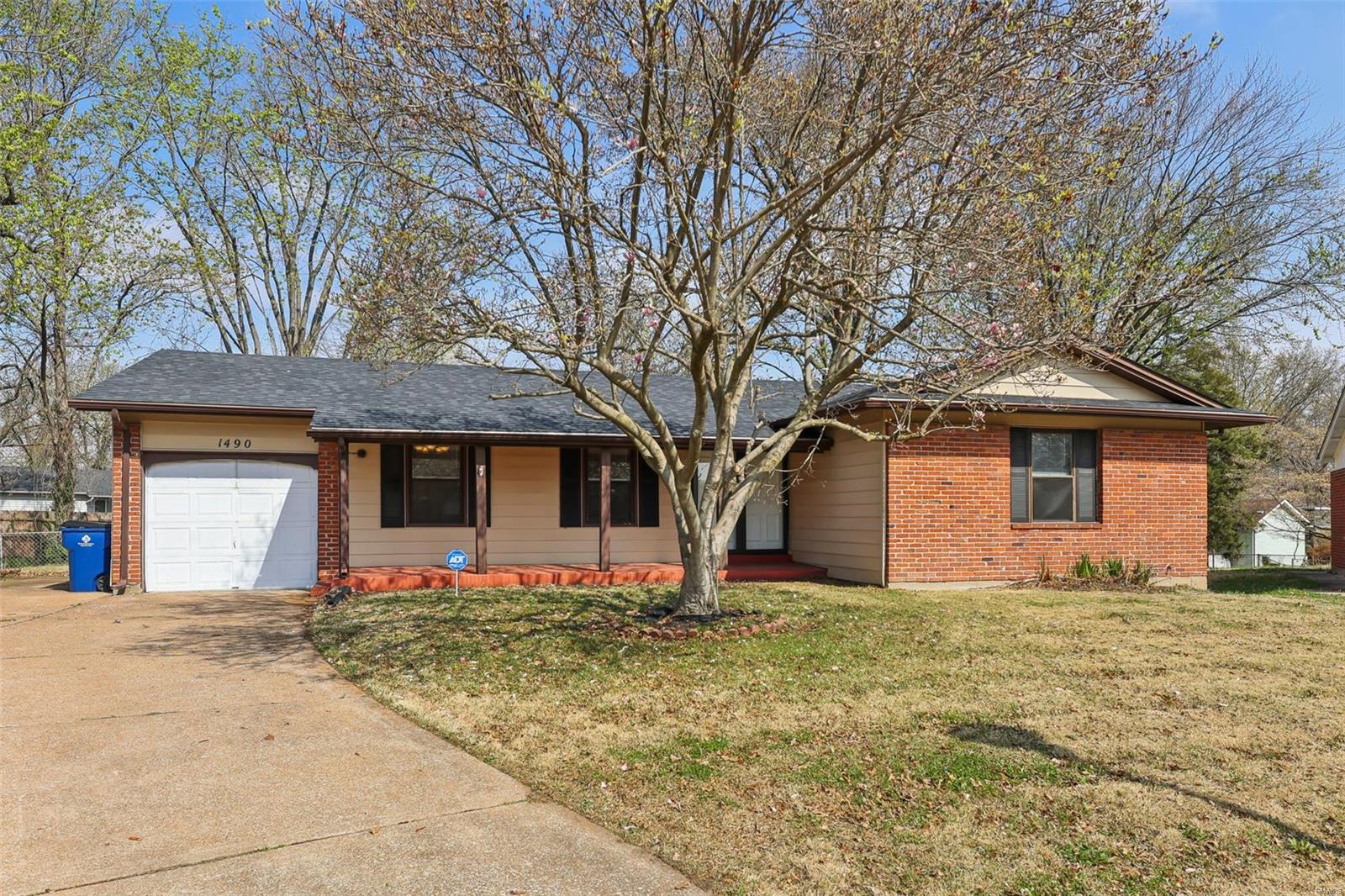 1490 Burnside Ct