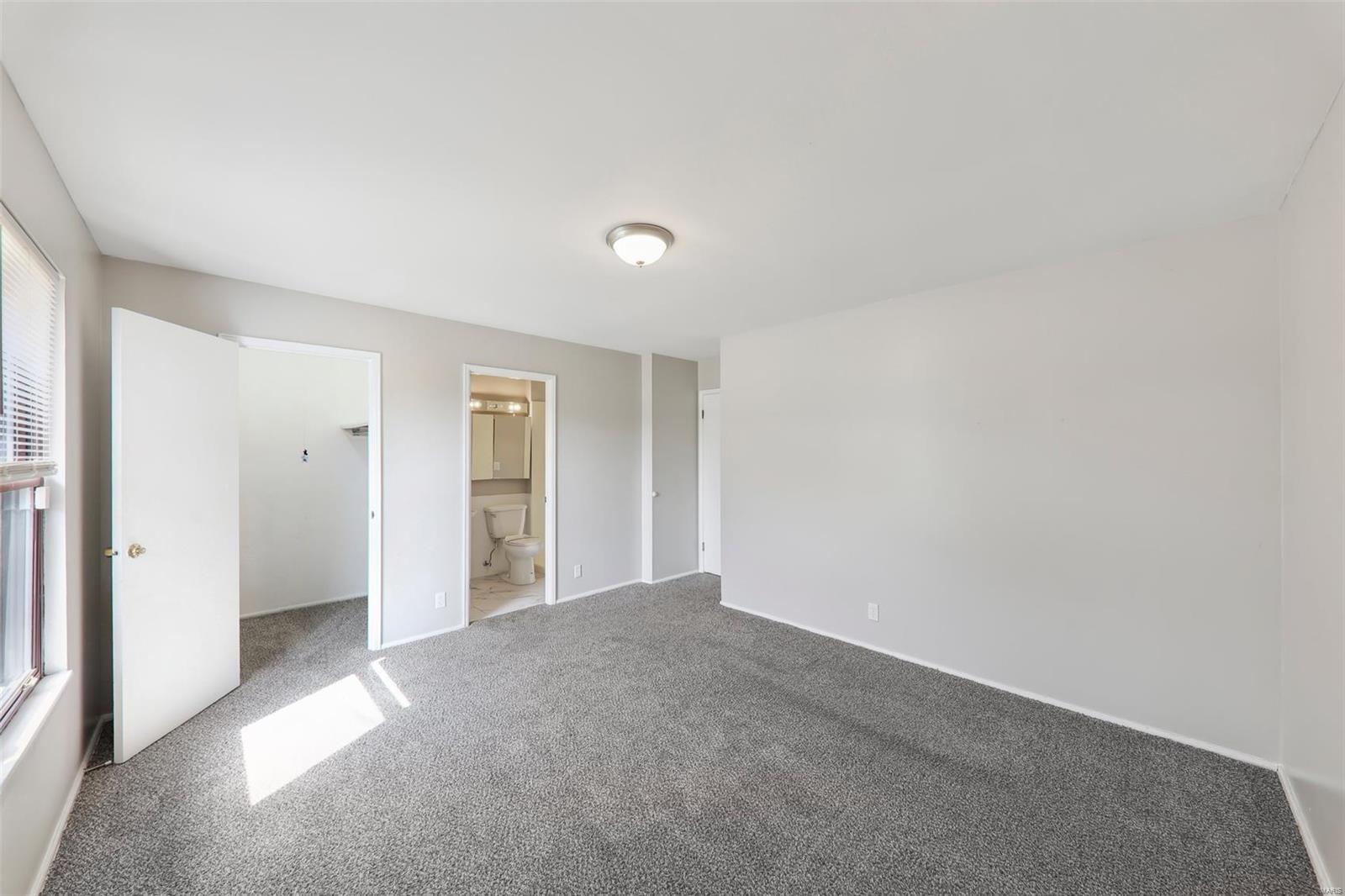 1490 Burnside Ct Property Photo 33