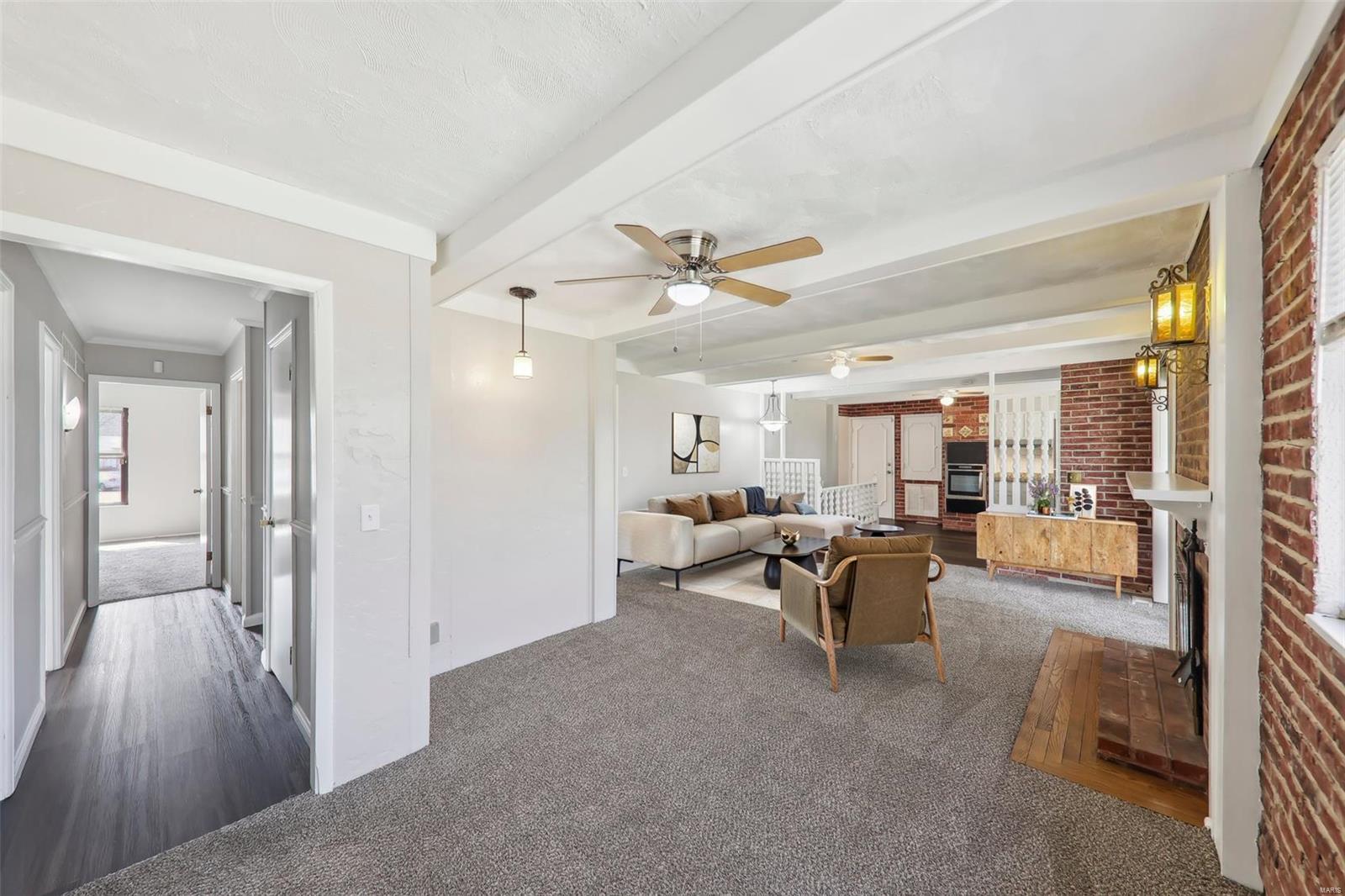 1490 Burnside Ct Property Photo 36