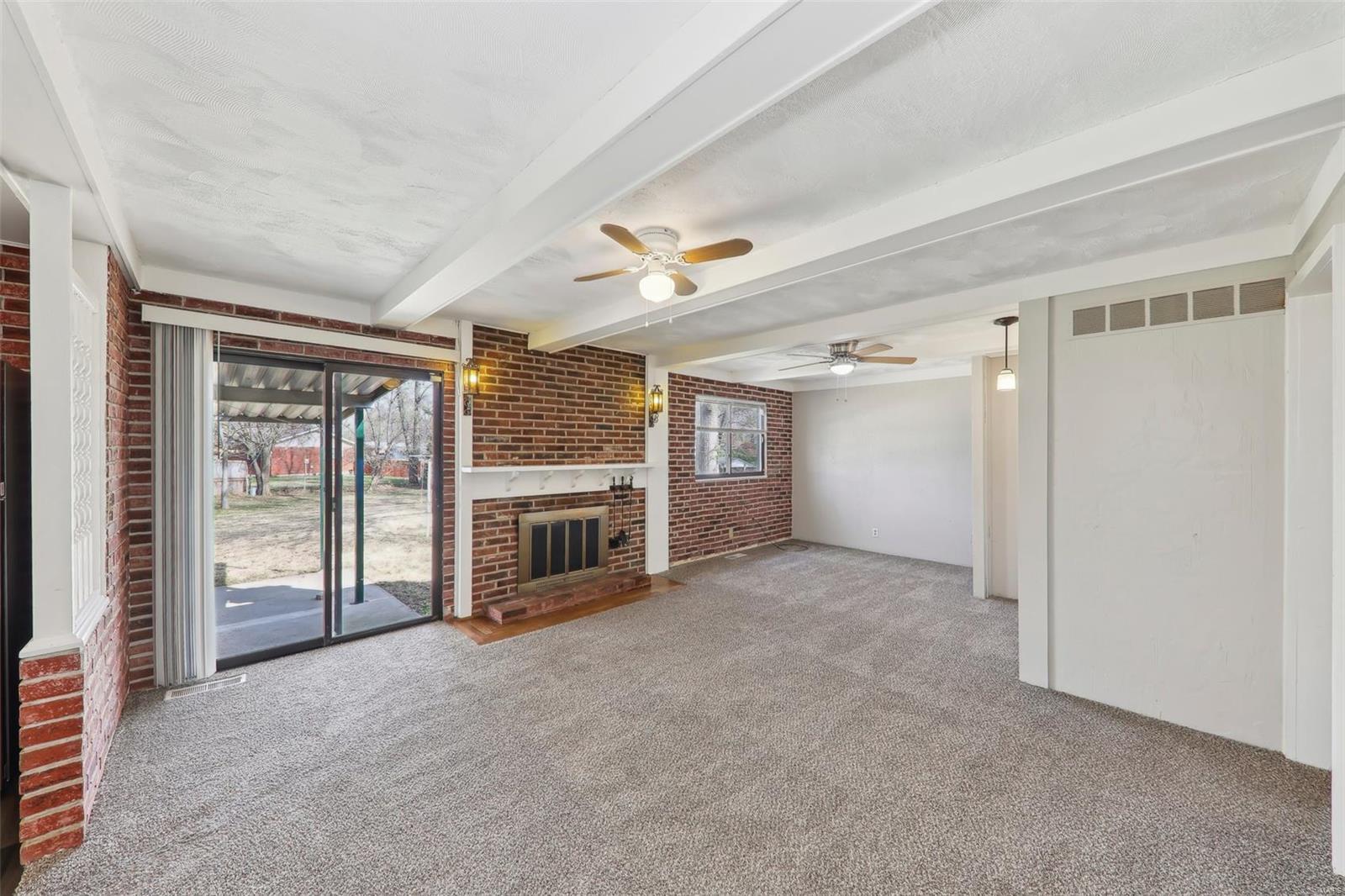 1490 Burnside Ct Property Photo 39