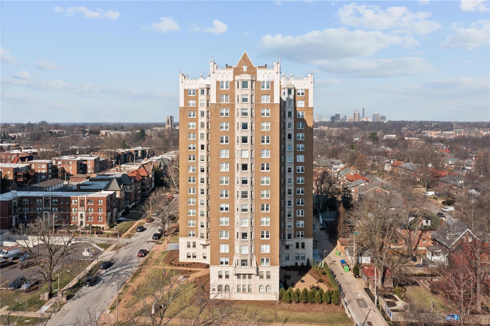 625 Skinker Condo Real Estate Listings Main Image