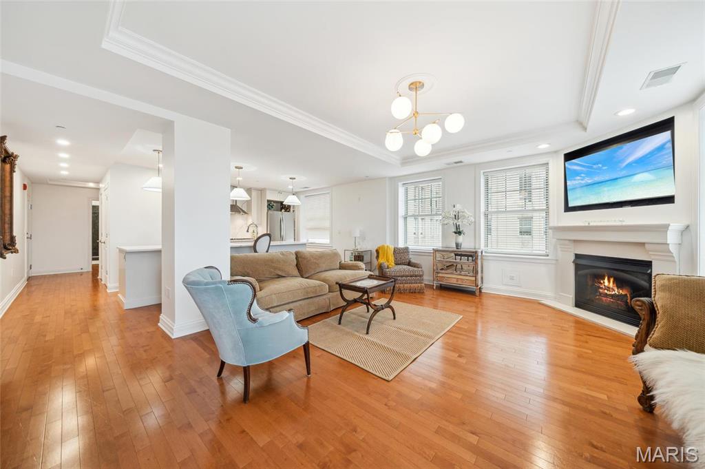 232 N Kingshighway Boulevard 1407 Property Photo 2