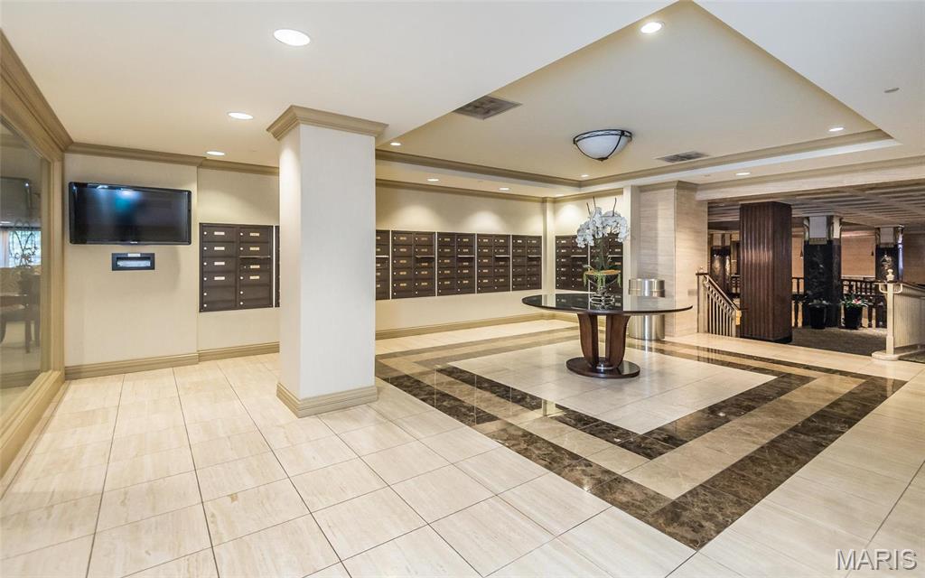 232 N Kingshighway Boulevard 1407 Property Photo 24