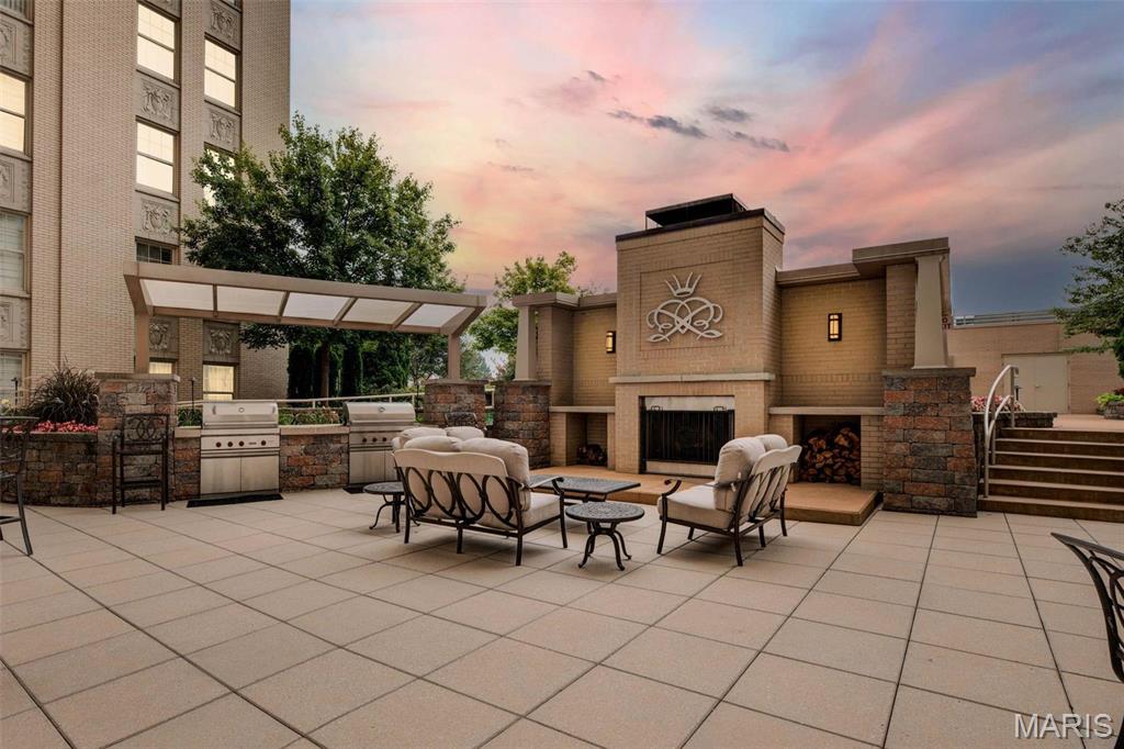 232 N Kingshighway Boulevard 1407 Property Photo 32