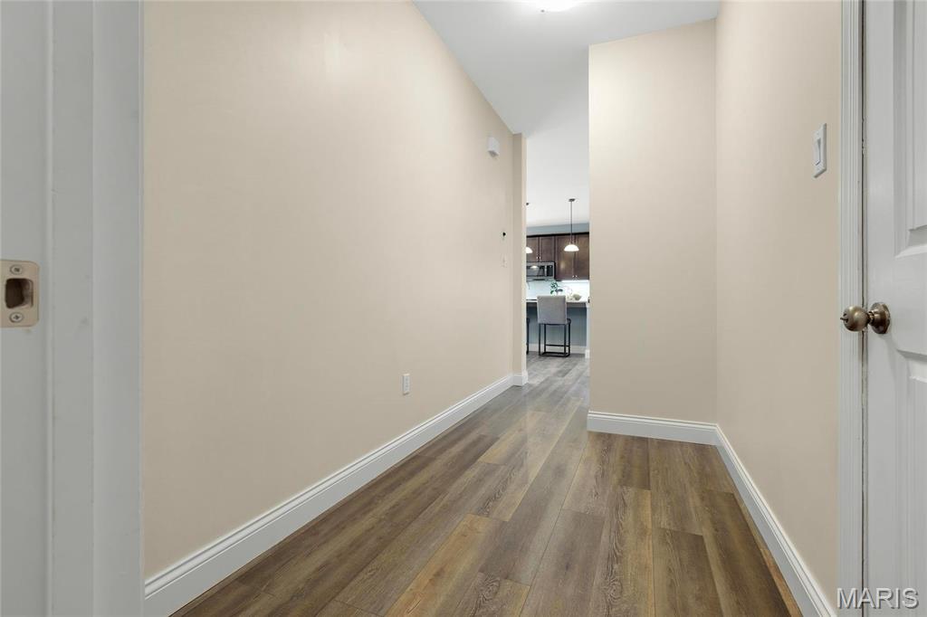 206 Willow Park Ct Property Photo 19