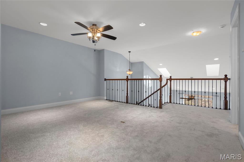 206 Willow Park Ct Property Photo 25