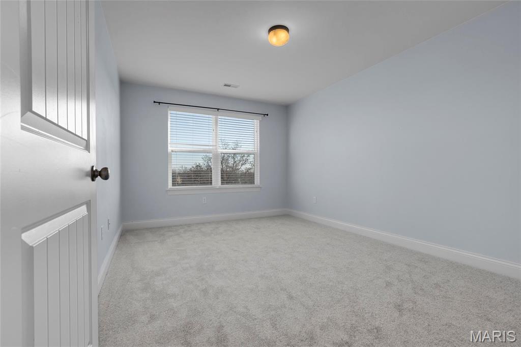 206 Willow Park Ct Property Photo 26