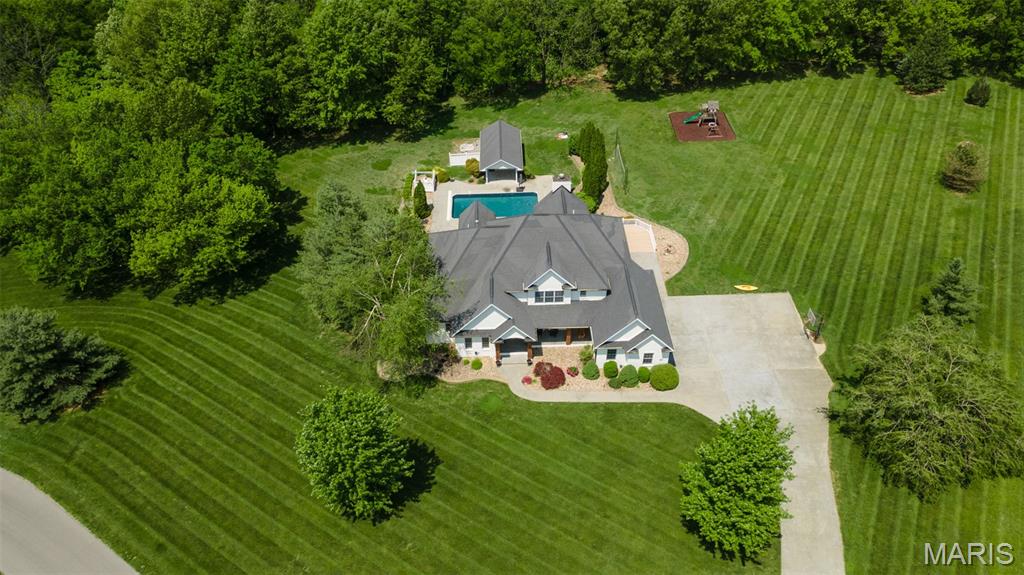 280 Hilltop Meadows Drive Property Photo 13
