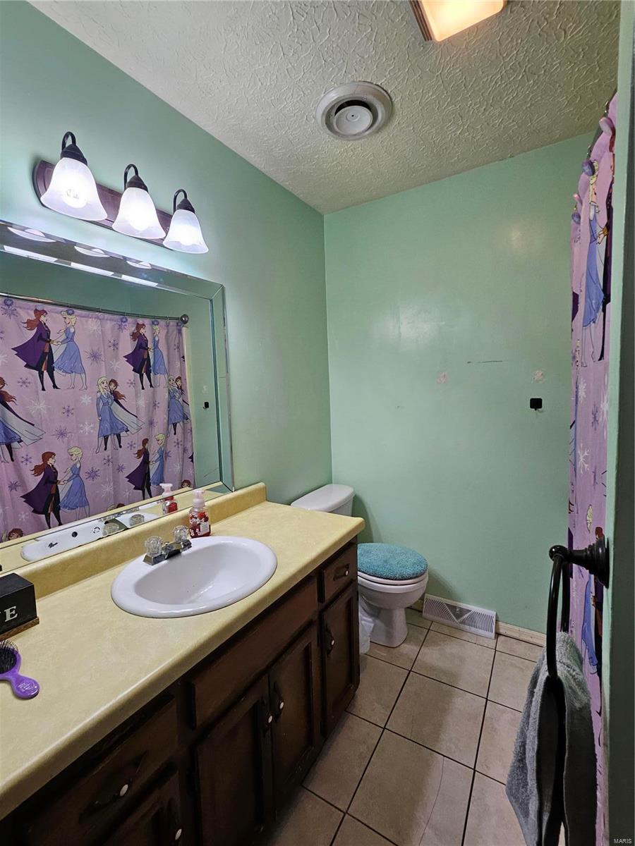1800 Sanders Road Property Photo 16
