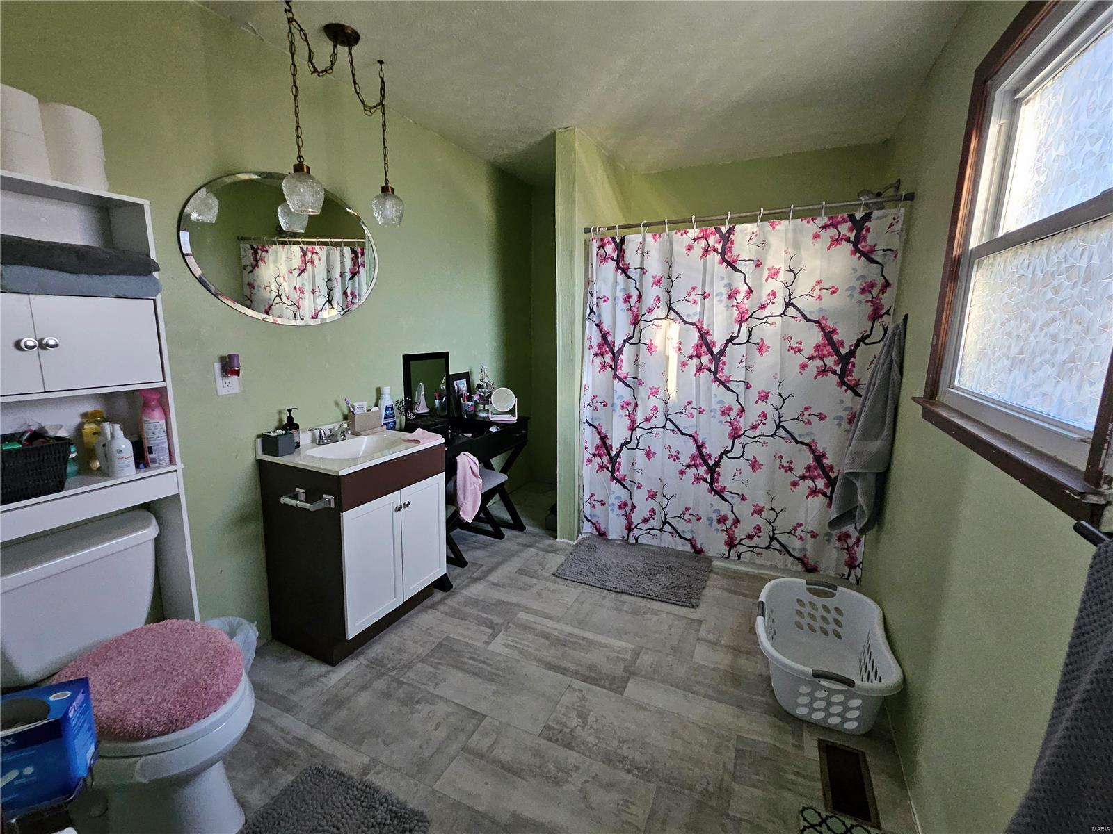1800 Sanders Road Property Photo 19