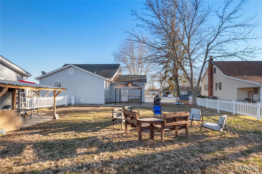 969 N 7th Street Property Photo 14