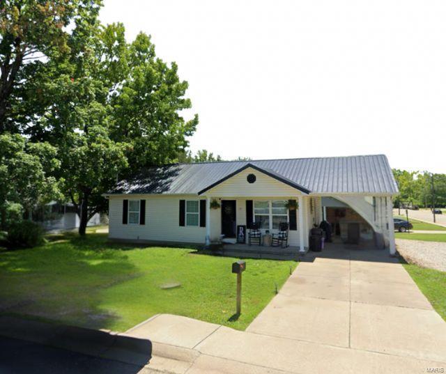 15 Stone Street Property Photo