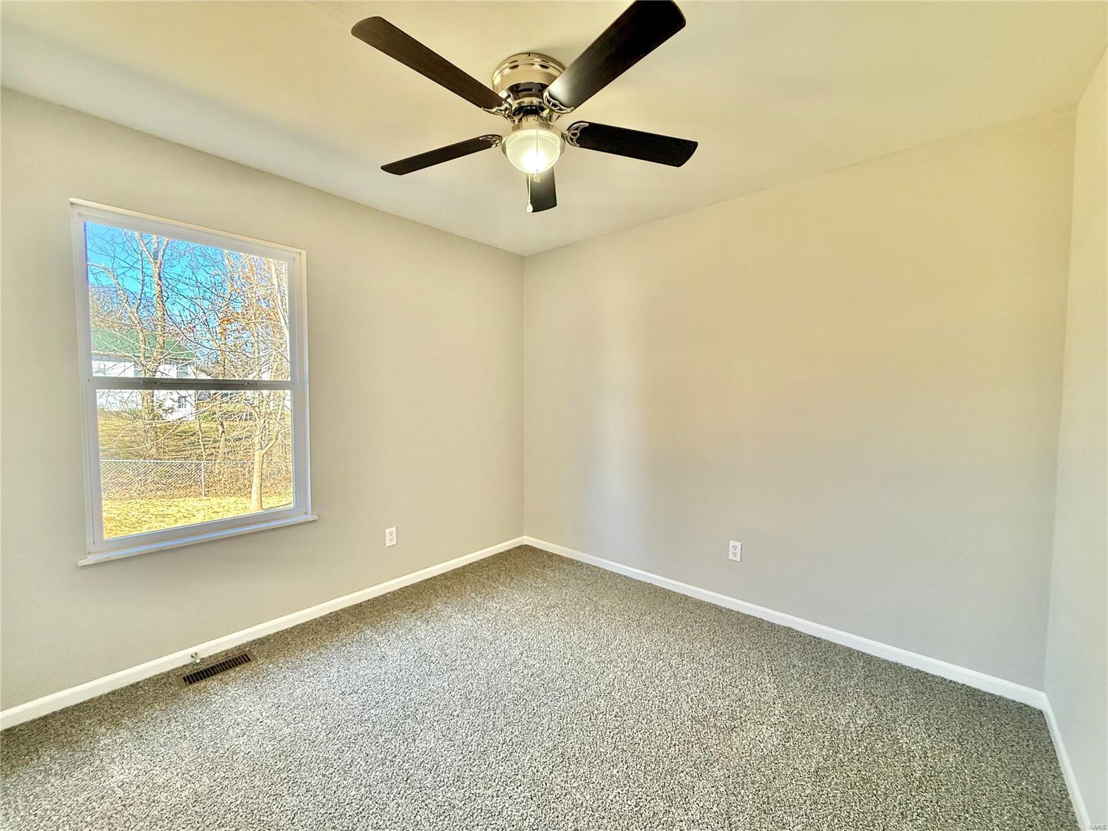 13 Hickory Circle Property Photo 16