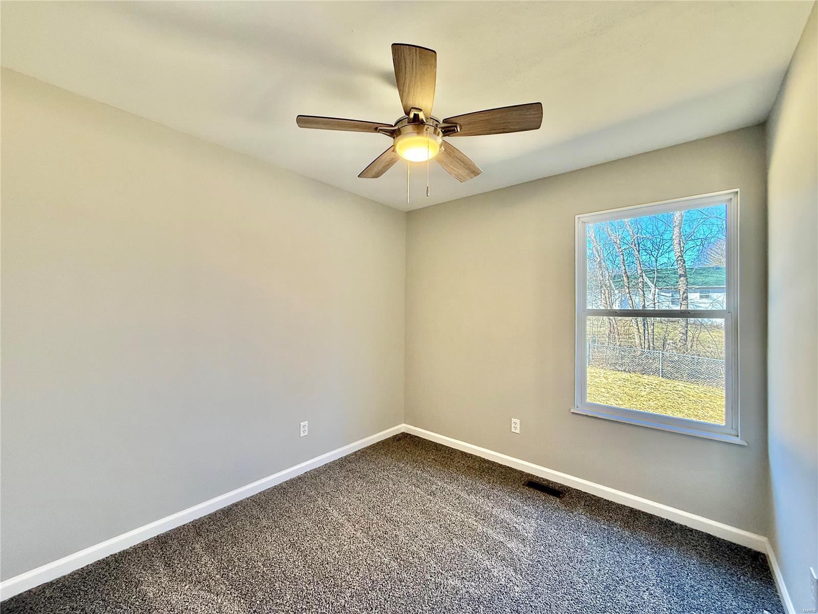 13 Hickory Circle Property Photo 19