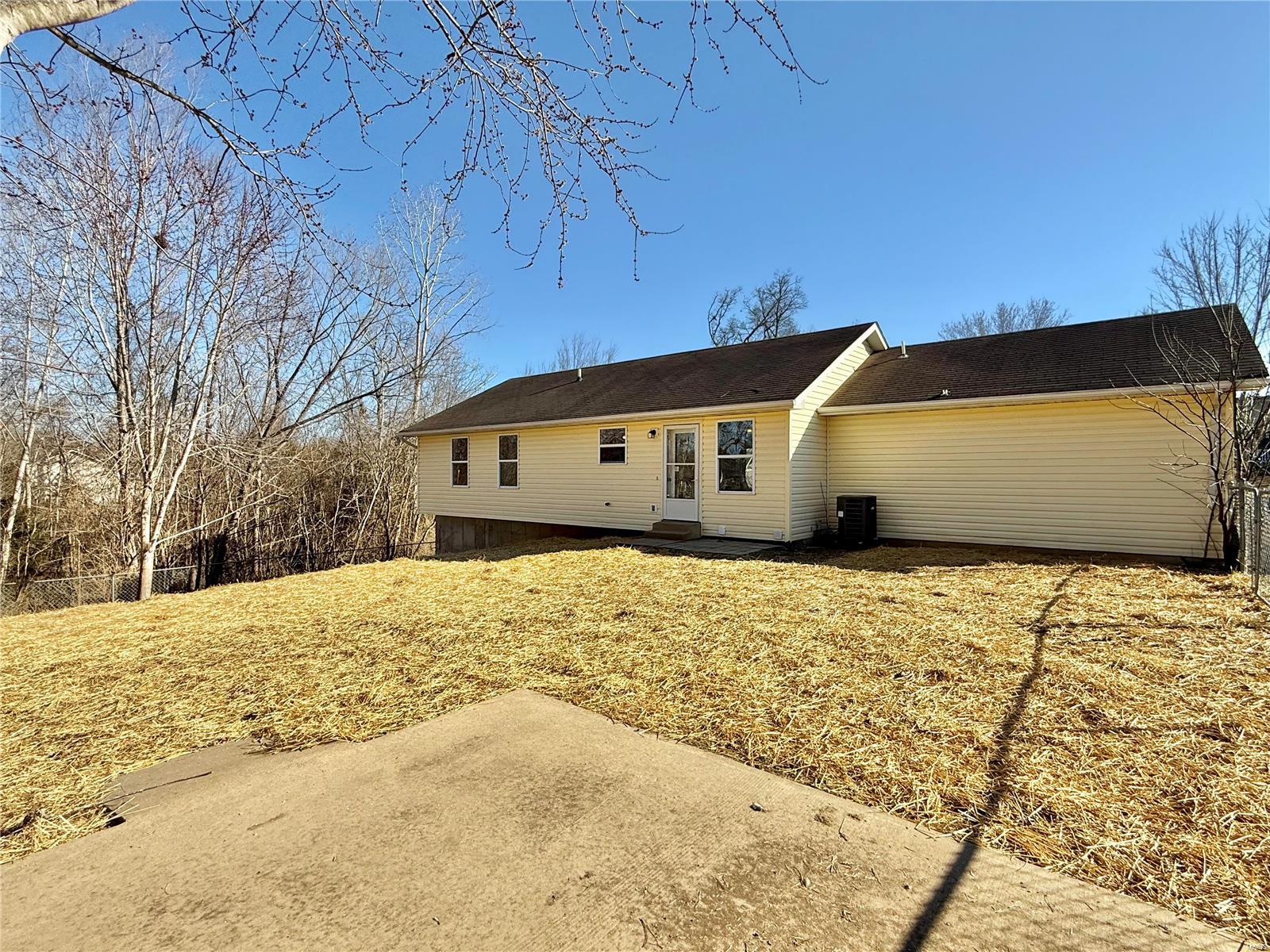 13 Hickory Circle Property Photo 25