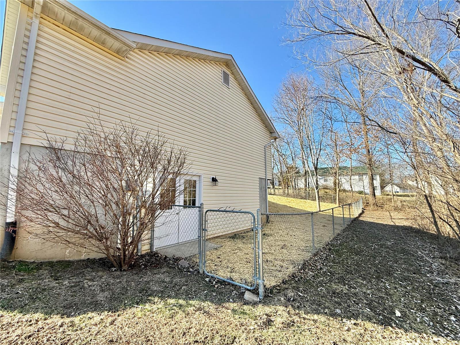 13 Hickory Circle Property Photo 26