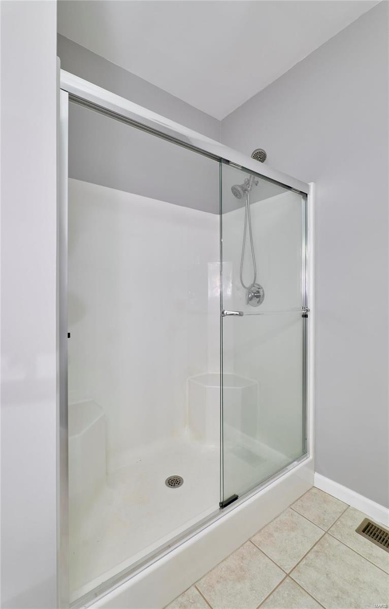 1348 S Lake Sherwood Drive Property Photo 16