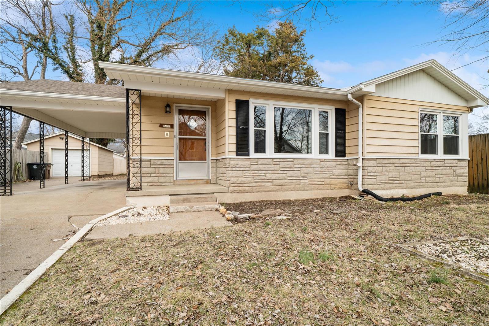 1430 Whitener Street Property Photo 1