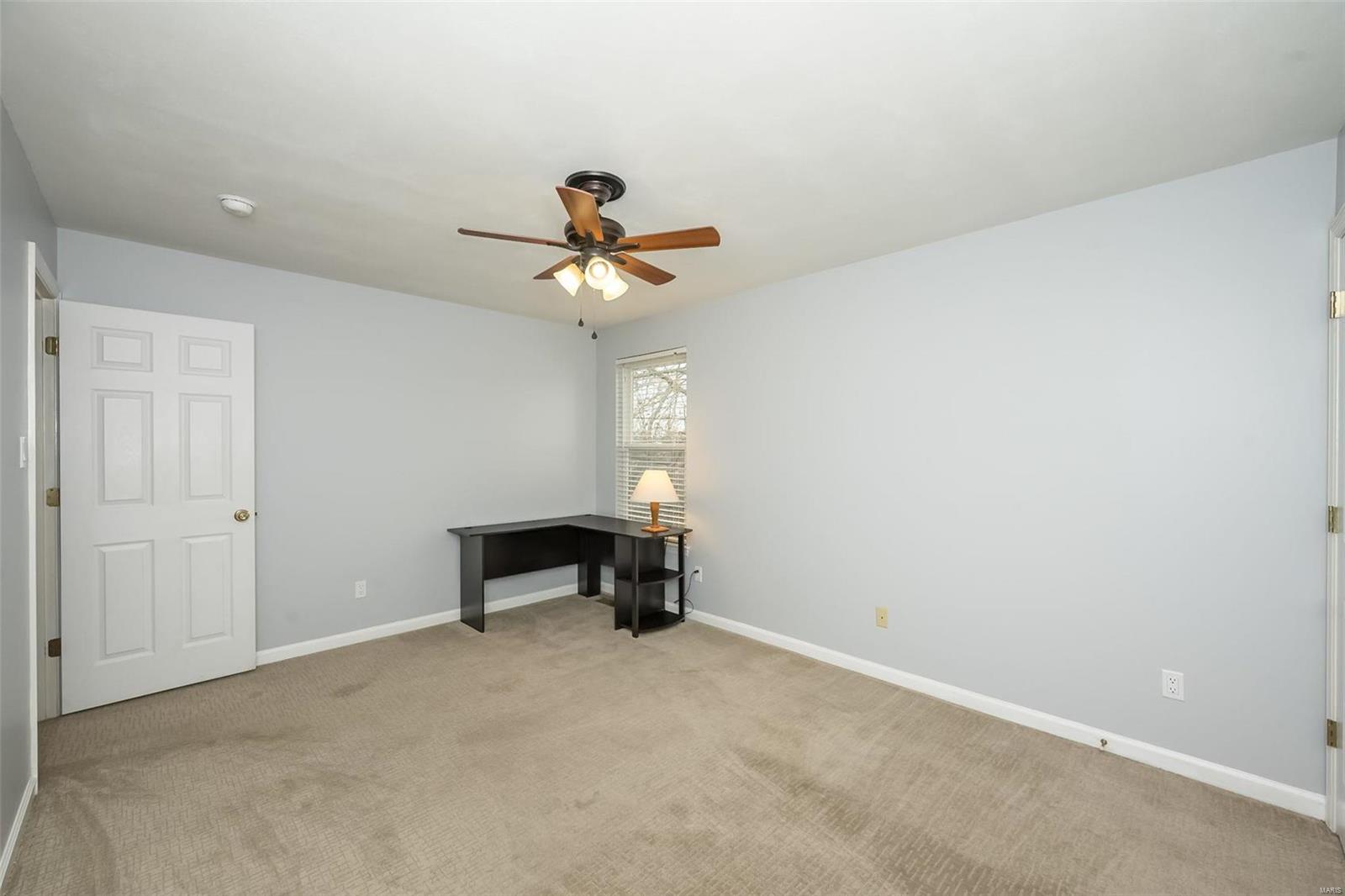 1042 Scenic Oaks Court Property Photo 27