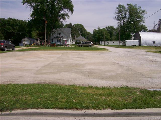 112 N Spruce Property Photo