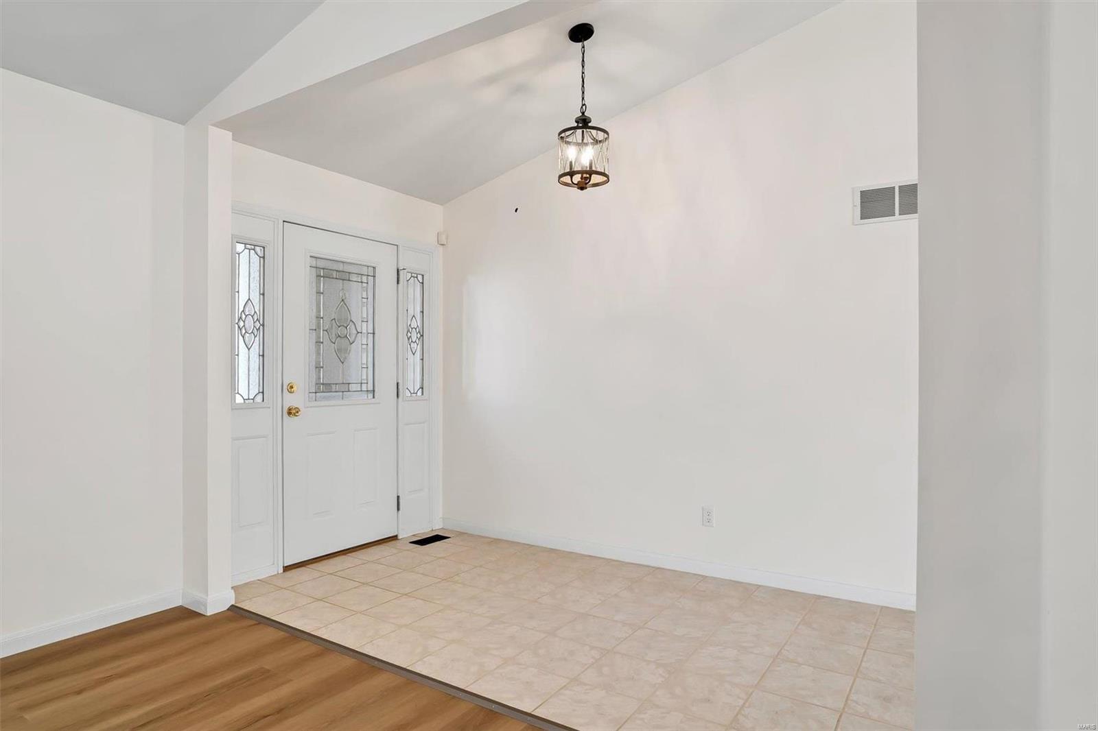 1004 Red Orchard Trail Property Photo 3