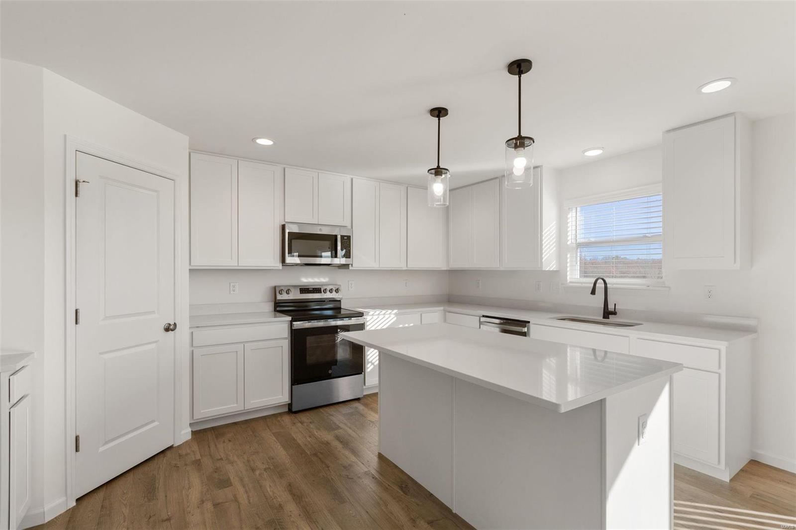 18404 Boone Ridge Manor Drive Property Photo 7