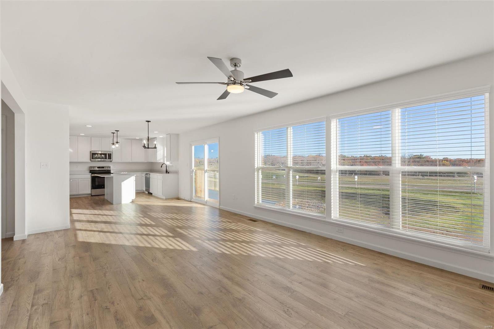 18404 Boone Ridge Manor Drive Property Photo 8