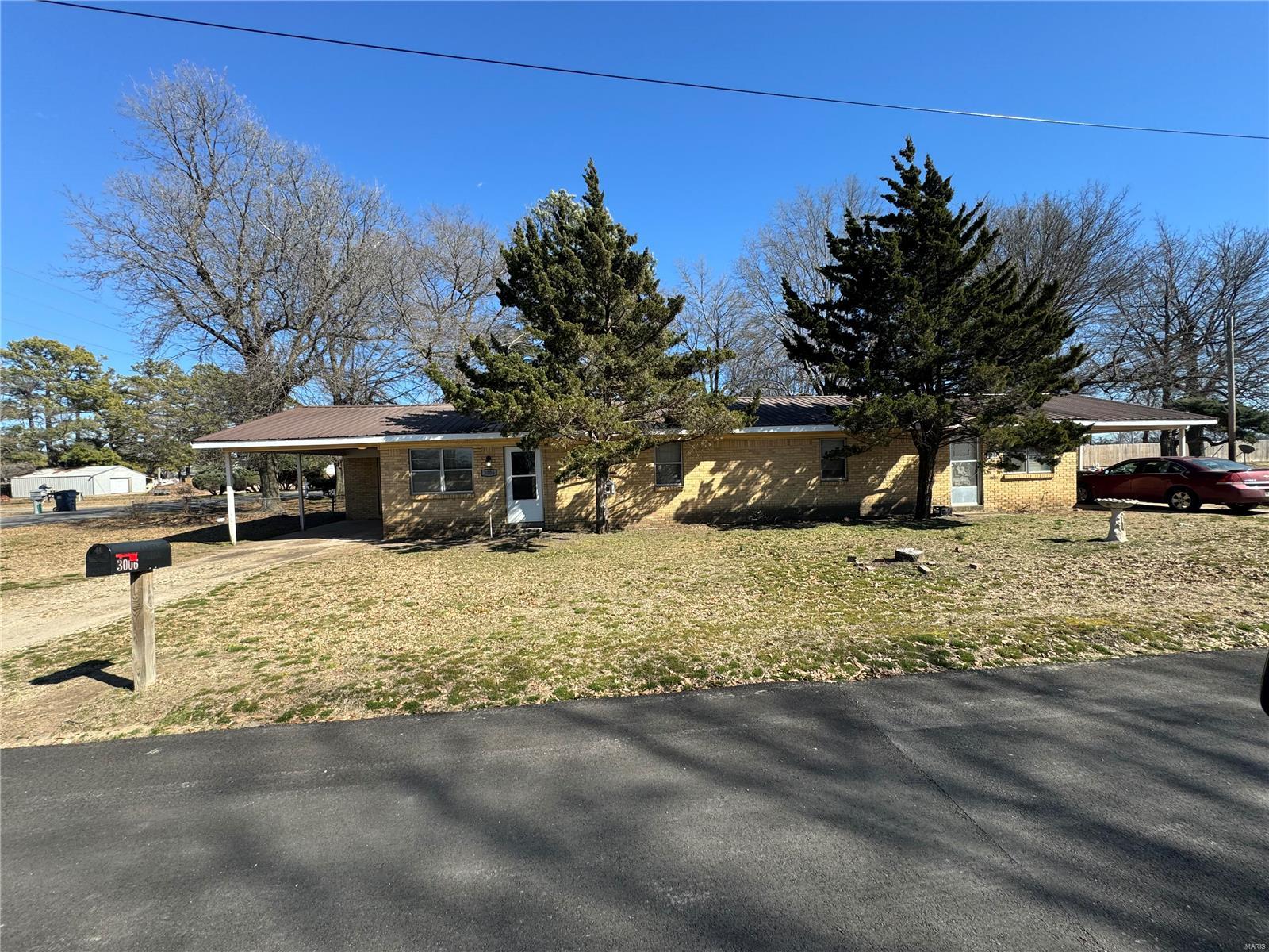 3002 Sandra Property Photo