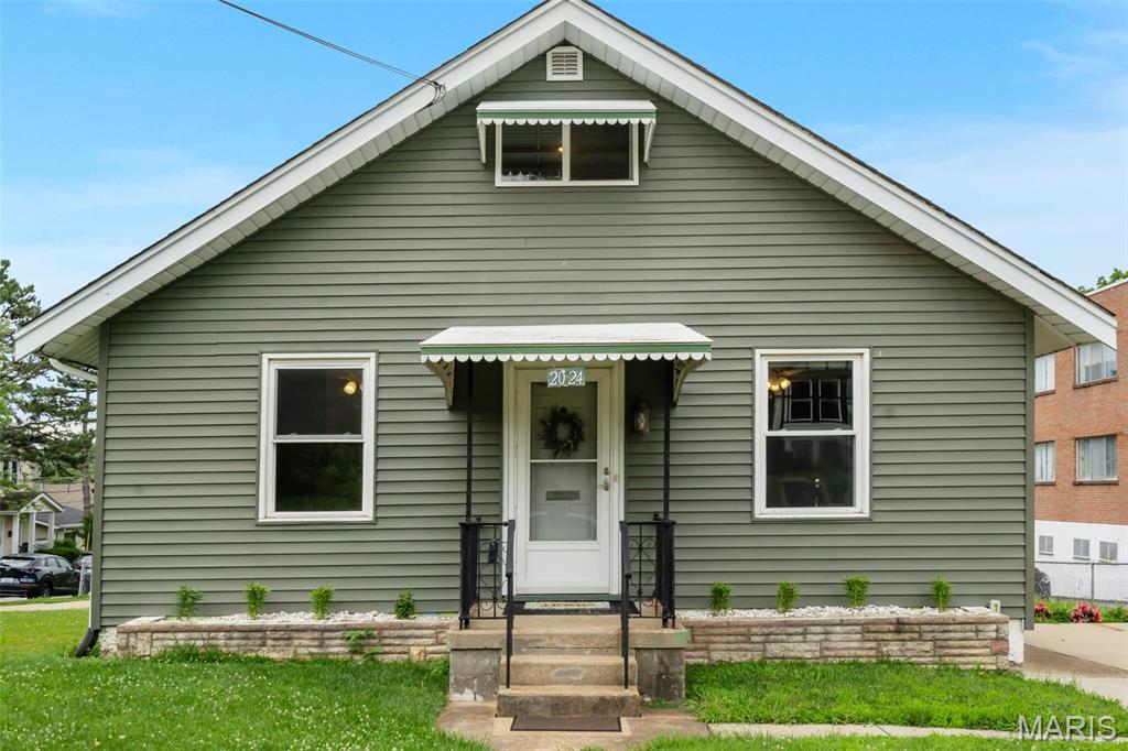 2024 Bellevue Avenue Property Photo 1