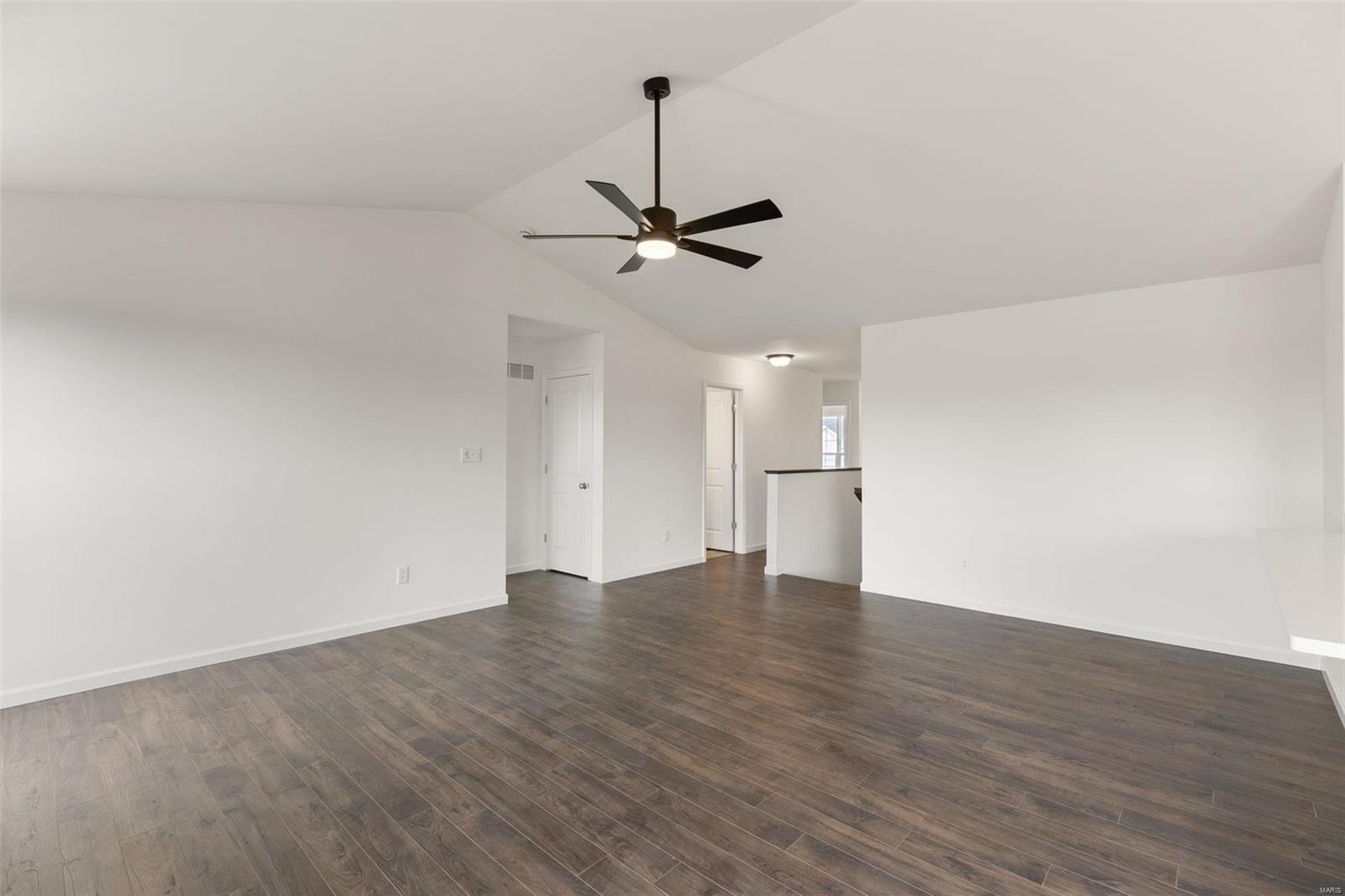 1028 Red Fox Drive Property Photo 7