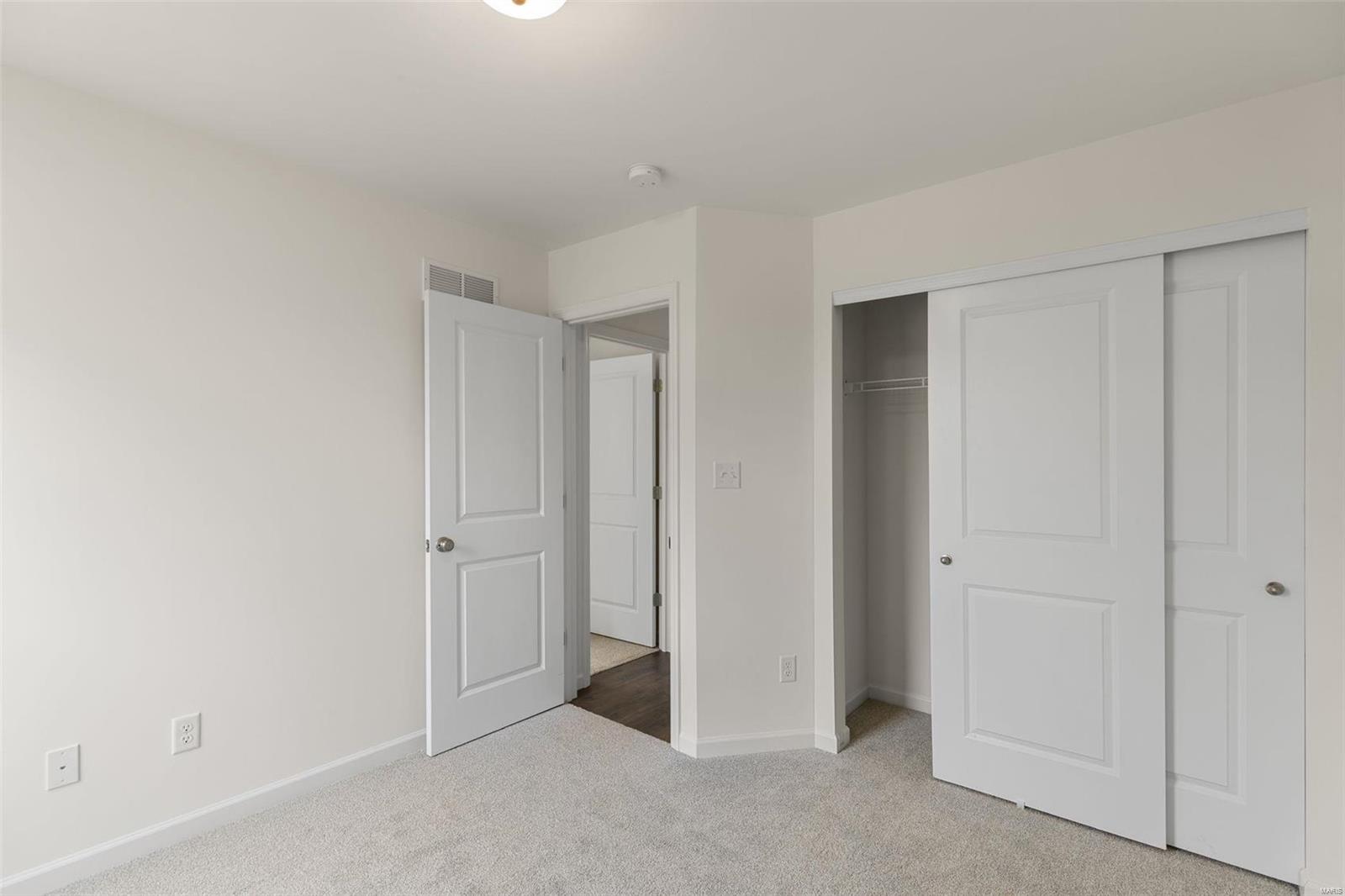 1028 Red Fox Drive Property Photo 16