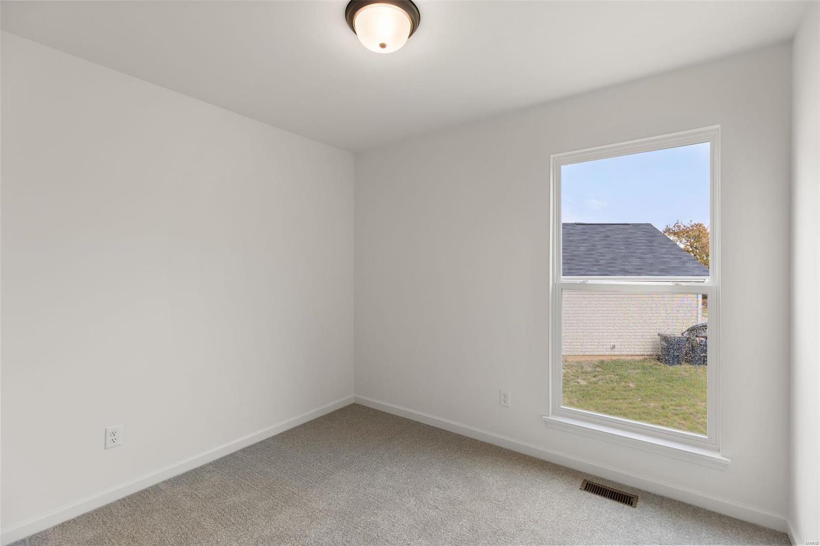 1028 Red Fox Drive Property Photo 17