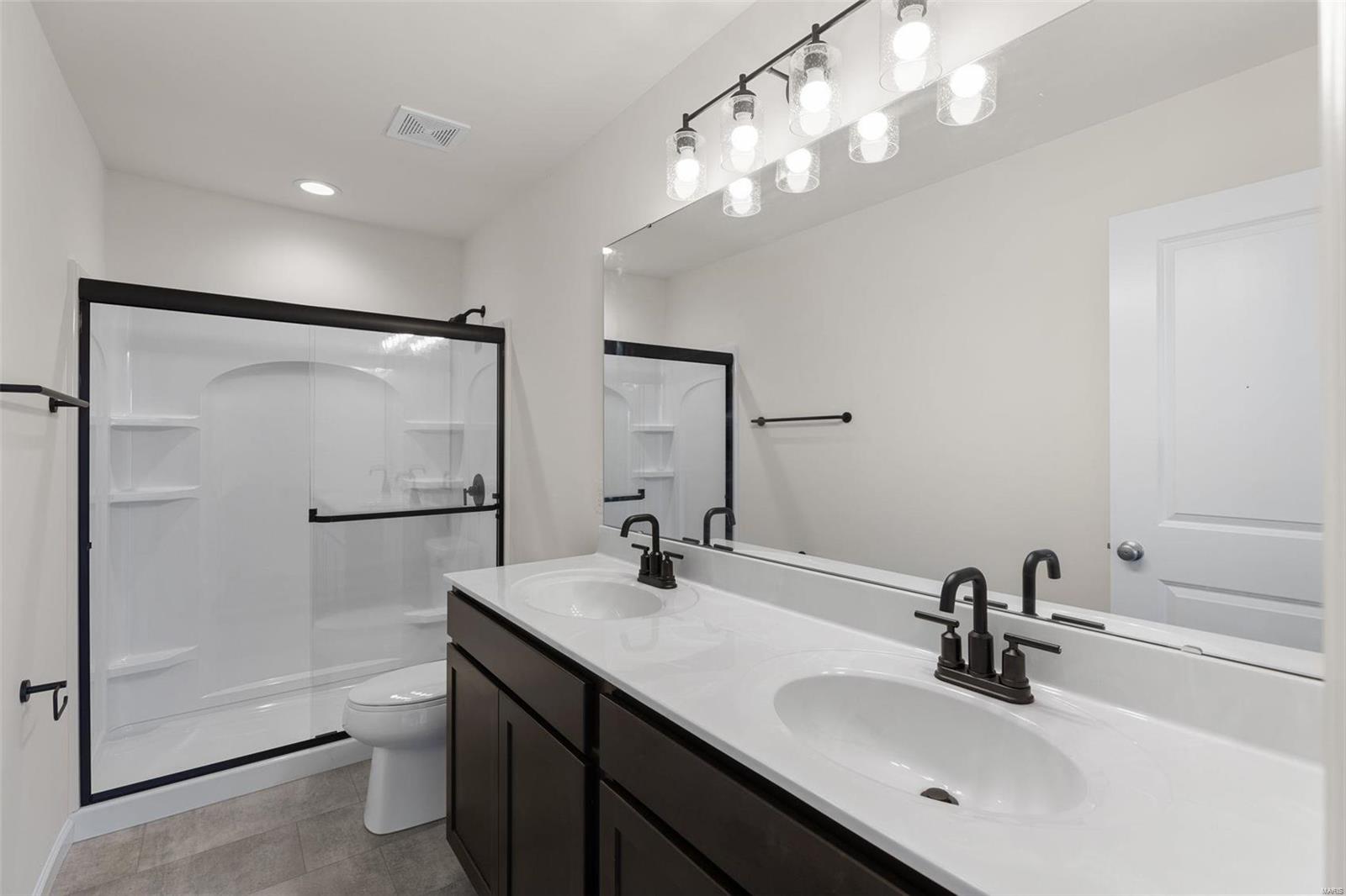 1028 Red Fox Drive Property Photo 20