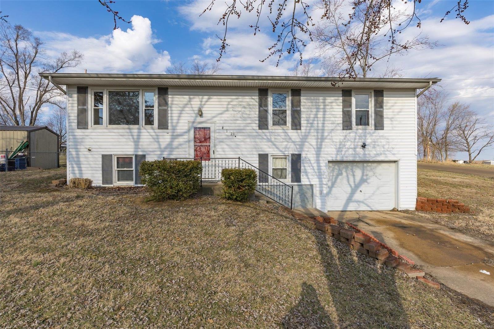 412 First Street Property Photo
