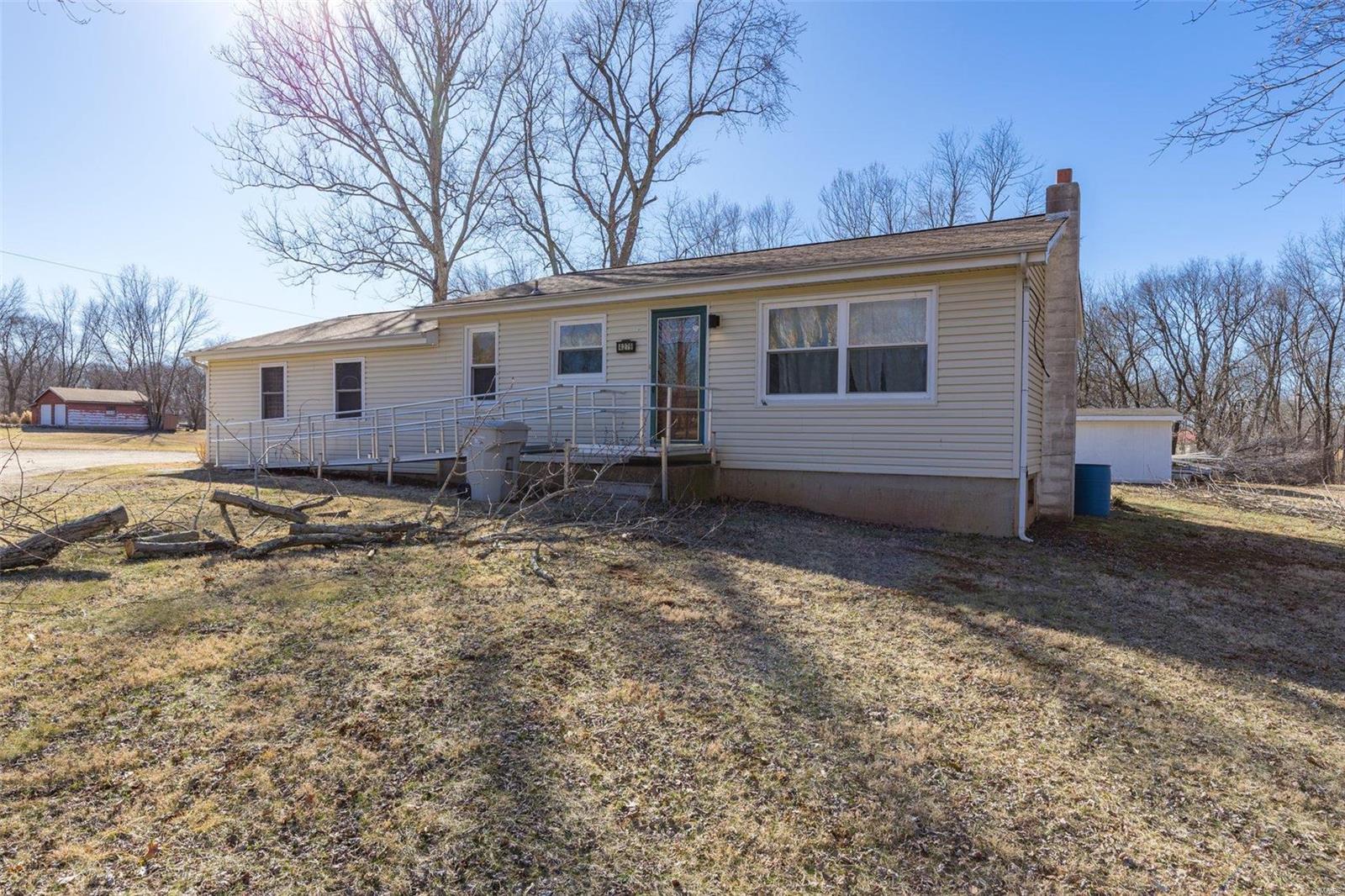 4279 Ee Hwy Property Photo 3