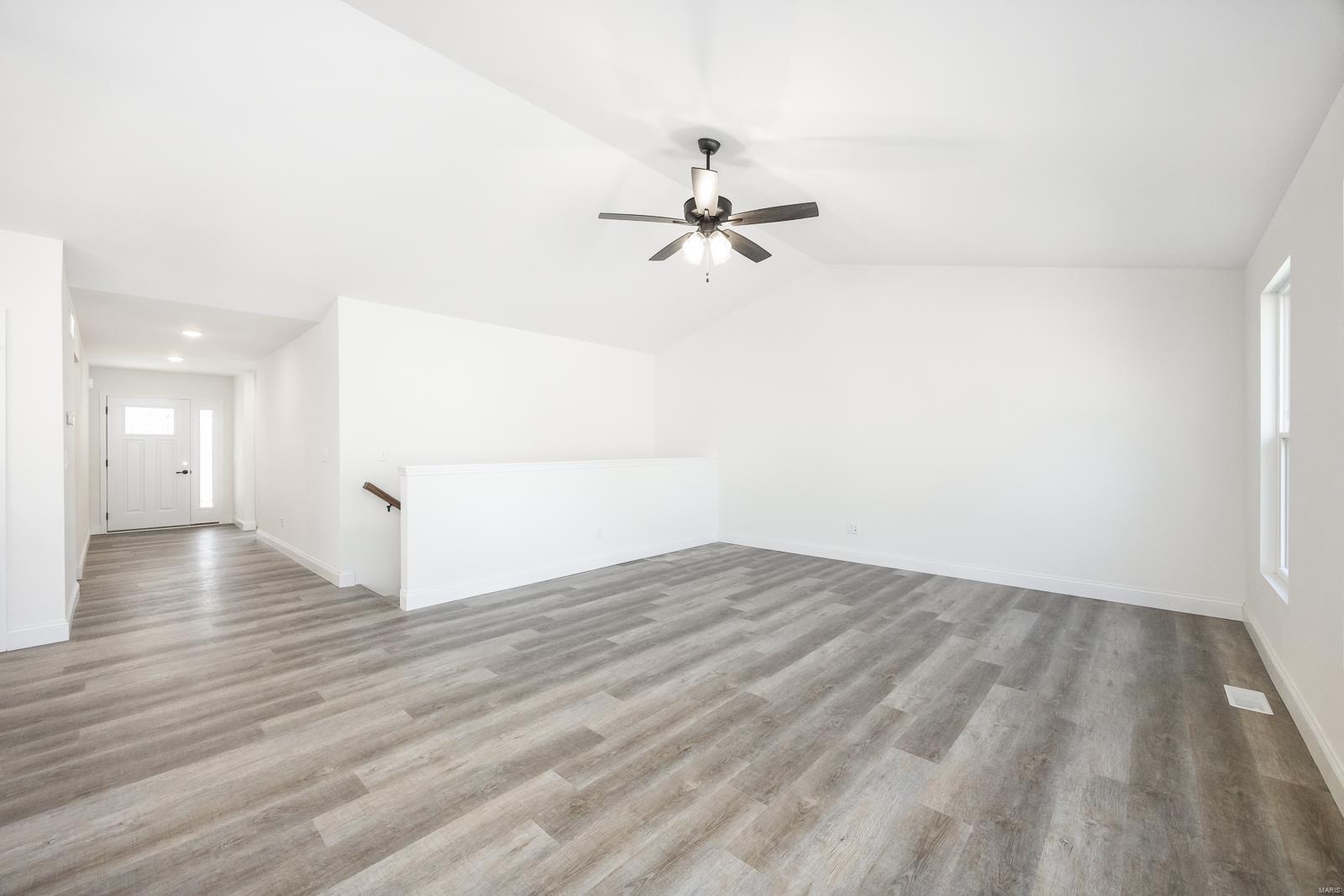 7349 Providence Property Photo 4