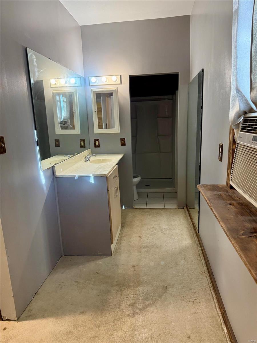 535 W Walnut Street Property Photo 11