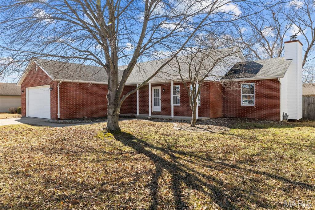 917 Mayfair Drive Property Photo 3