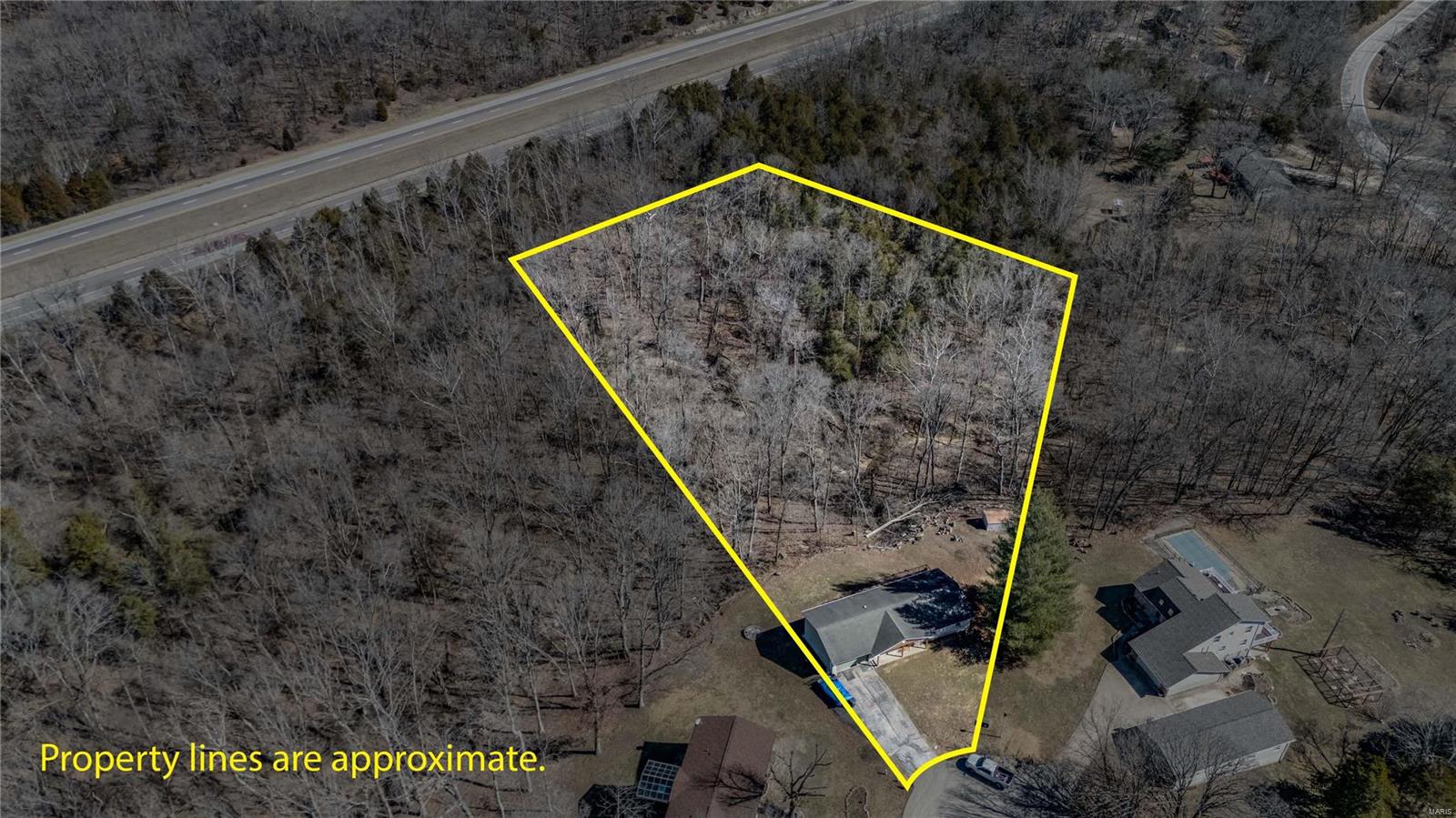 17 Crestview Estates Property Photo 2