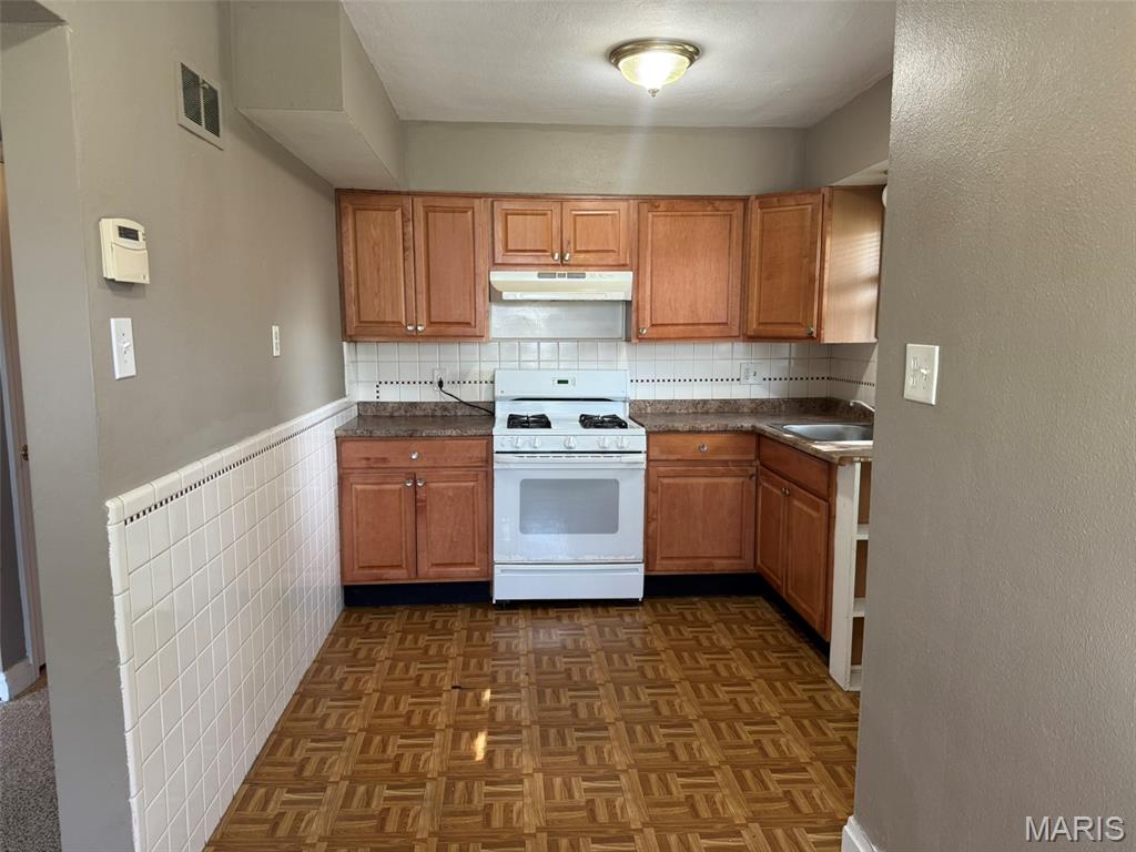 6737 Kenwood Drive Property Photo 7