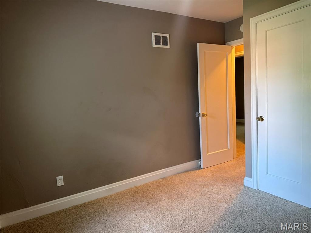 6737 Kenwood Drive Property Photo 11