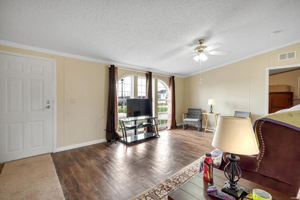 201 Jenna Lee Drive Property Photo 17