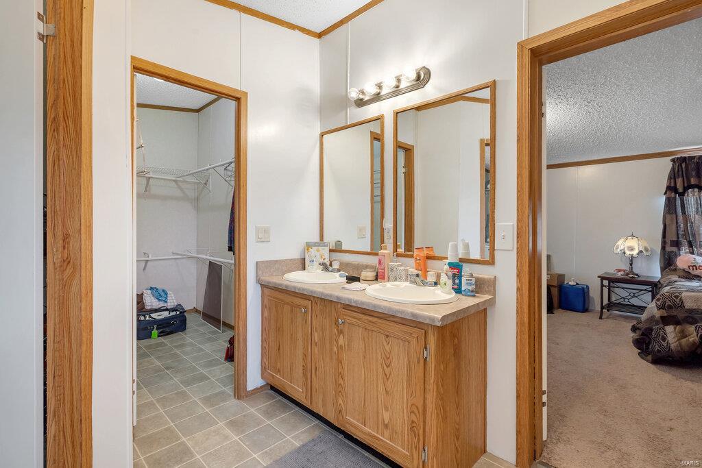 201 Jenna Lee Drive Property Photo 24