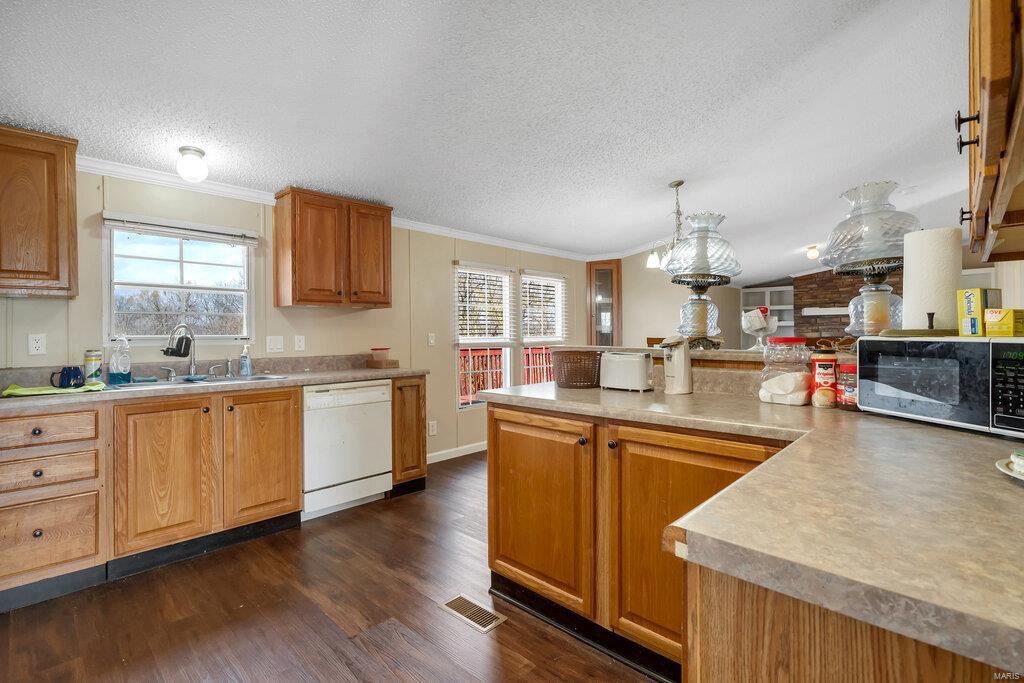 201 Jenna Lee Drive Property Photo 30