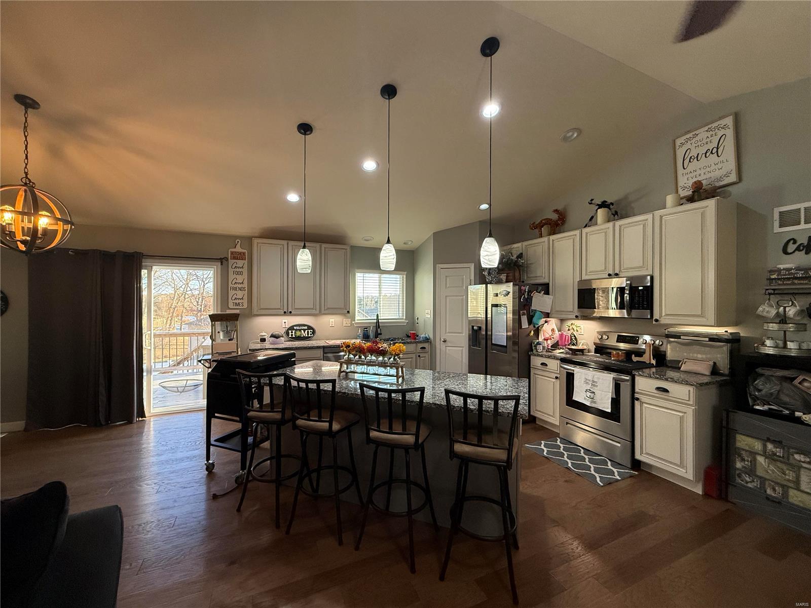 100 Pebble Creek Court Property Photo 2