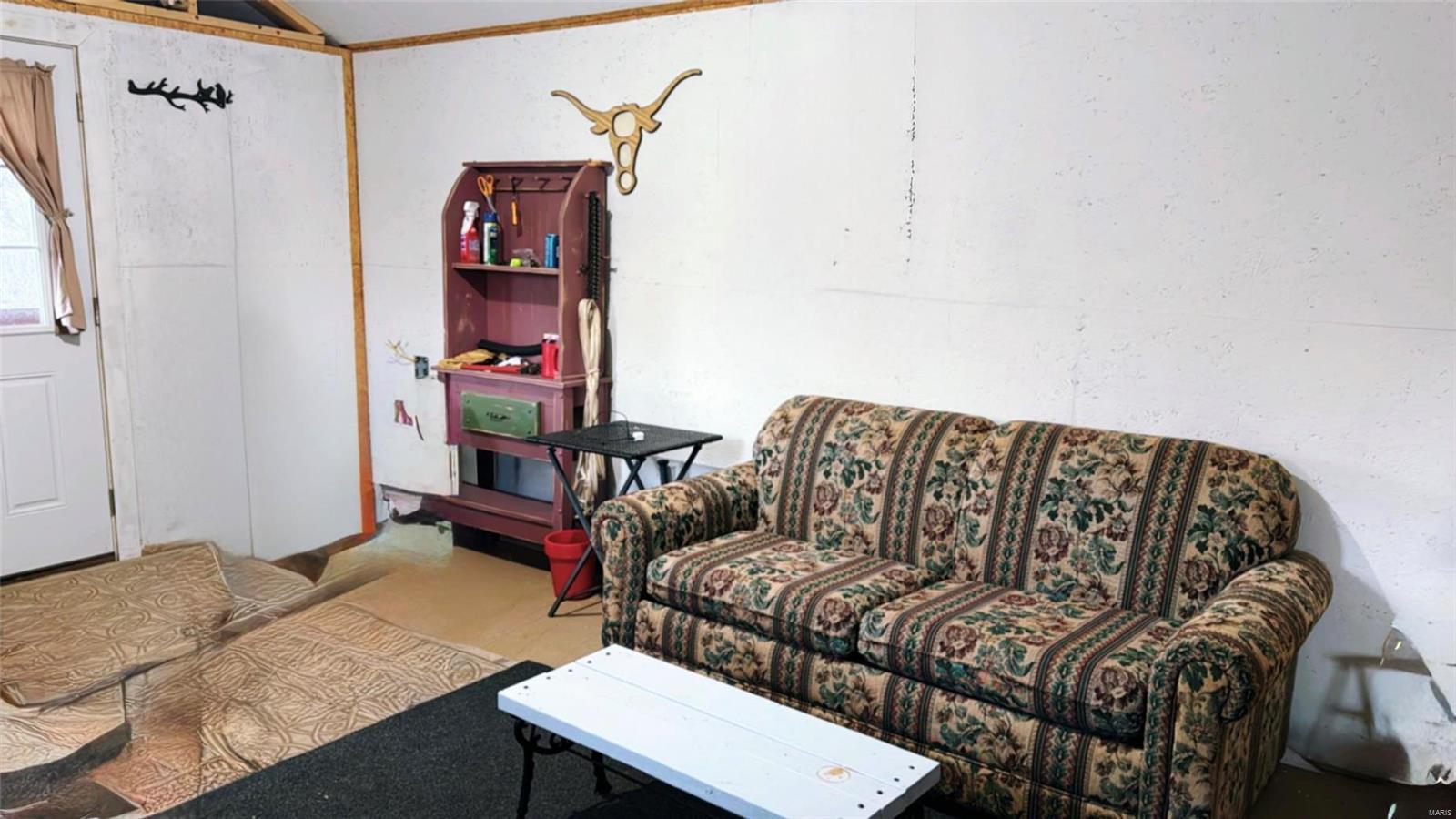 3033 Highway J Property Photo 10