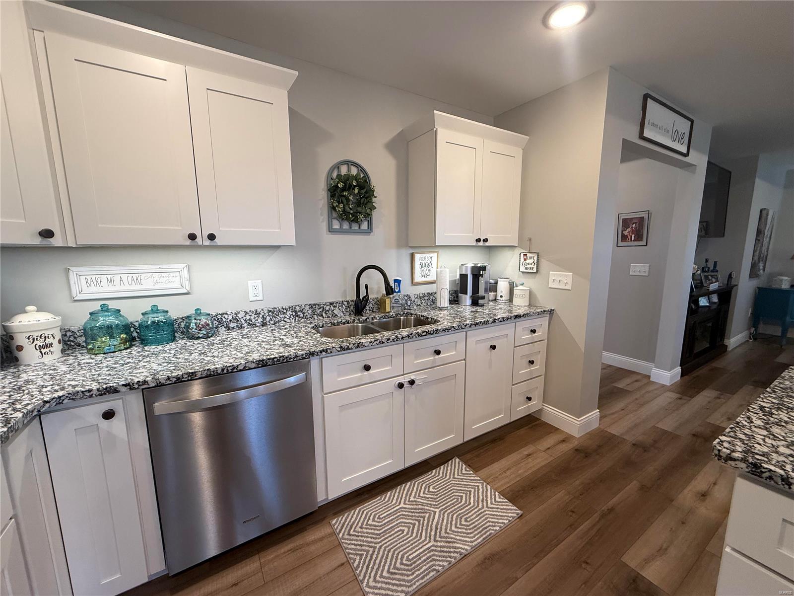 379 Lakeview Property Photo 16