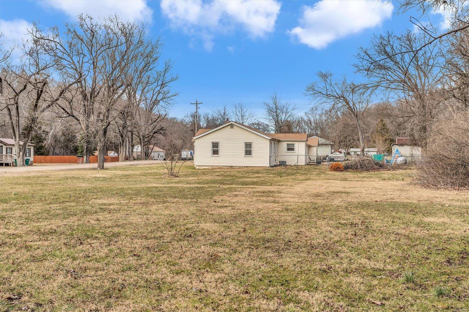 5660 Ruth Drive Property Photo 27