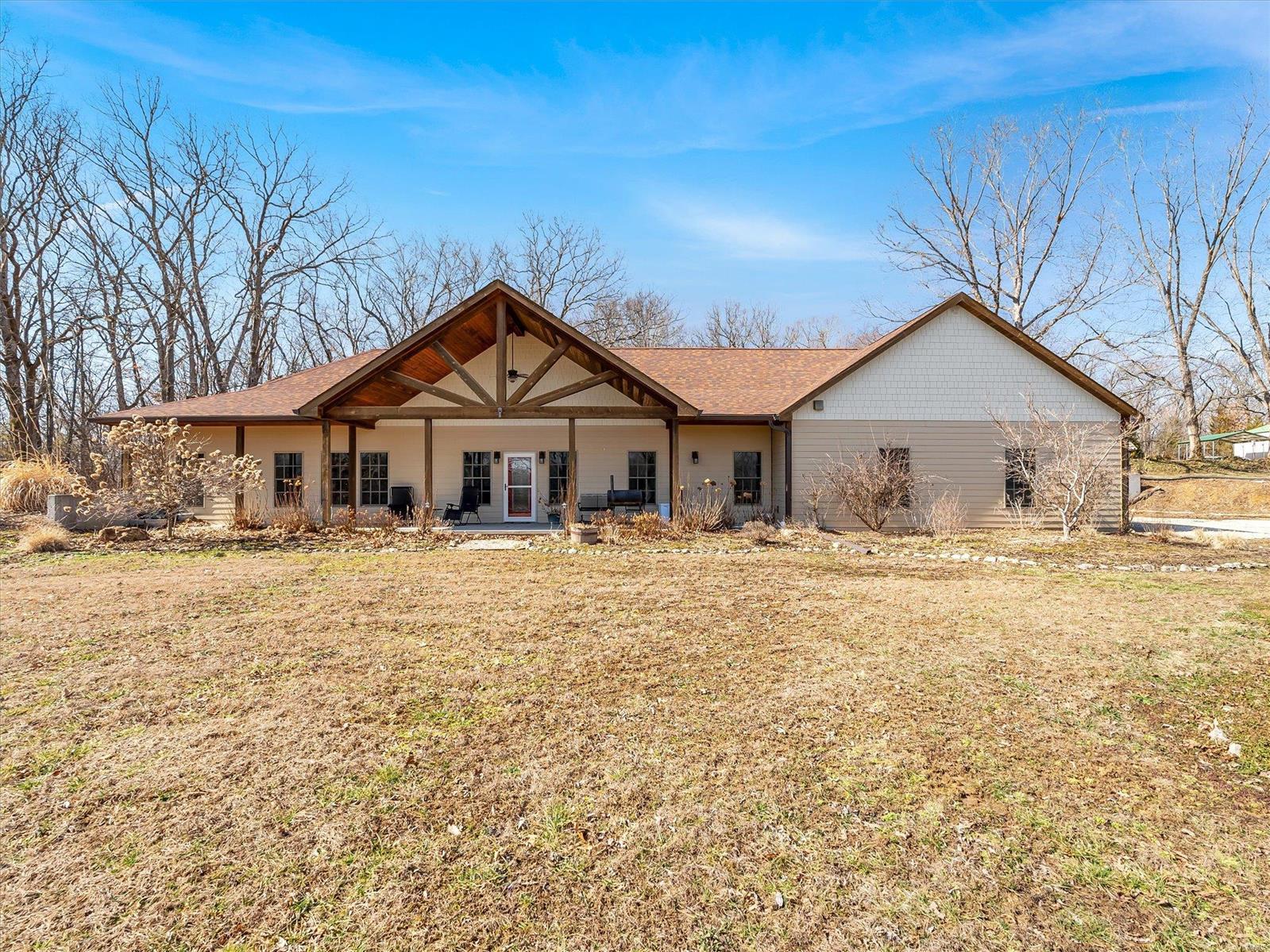 1109 N Flint Hill Road Property Photo 6