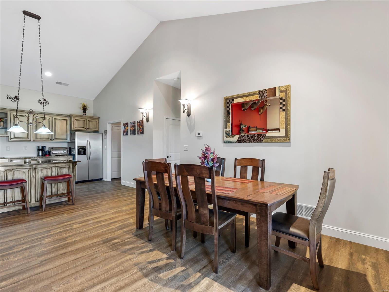 1109 N Flint Hill Road Property Photo 12